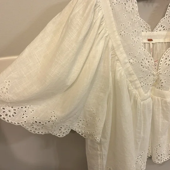 Free People White Eyelet Blouse - Picture 12 of 12